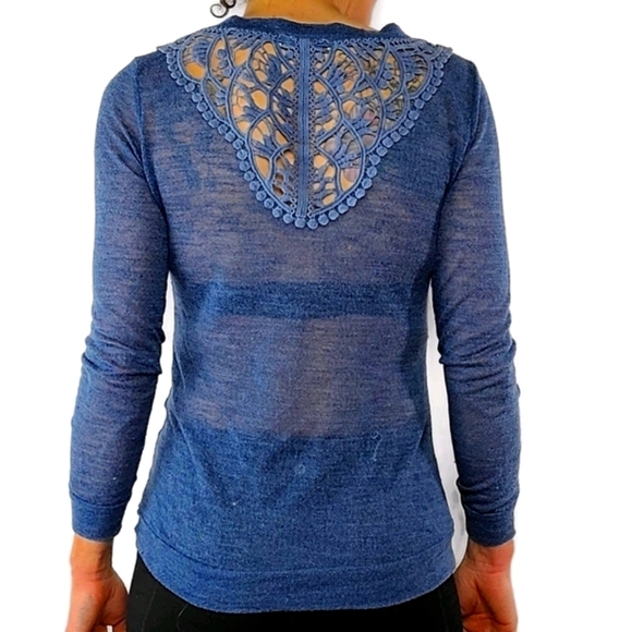 Romy Knit Back Crochet Top Size X Small Blue - Picture 2 of 5